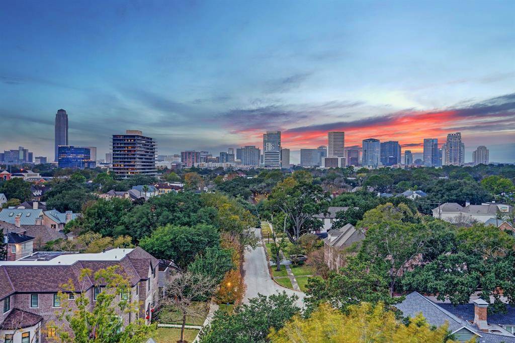River Oaks — Houston, TX